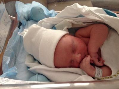 Birth announcement -- Zachary Daniel Arnold