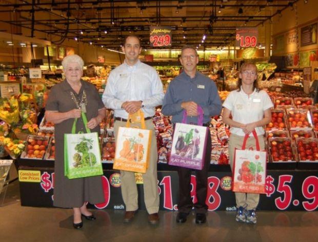 Wegmans Donates To Maryland Dar Arts Entertainment Fredericknewspost Com