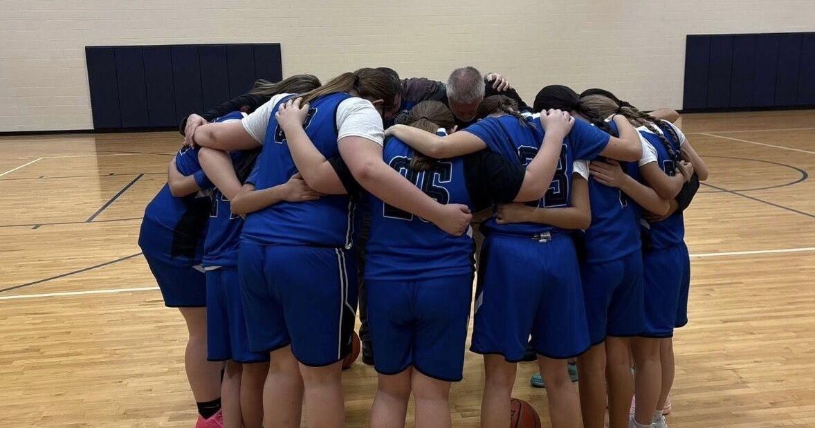 Frankfort 6th-grade girls edge Crawfordsville 23-20