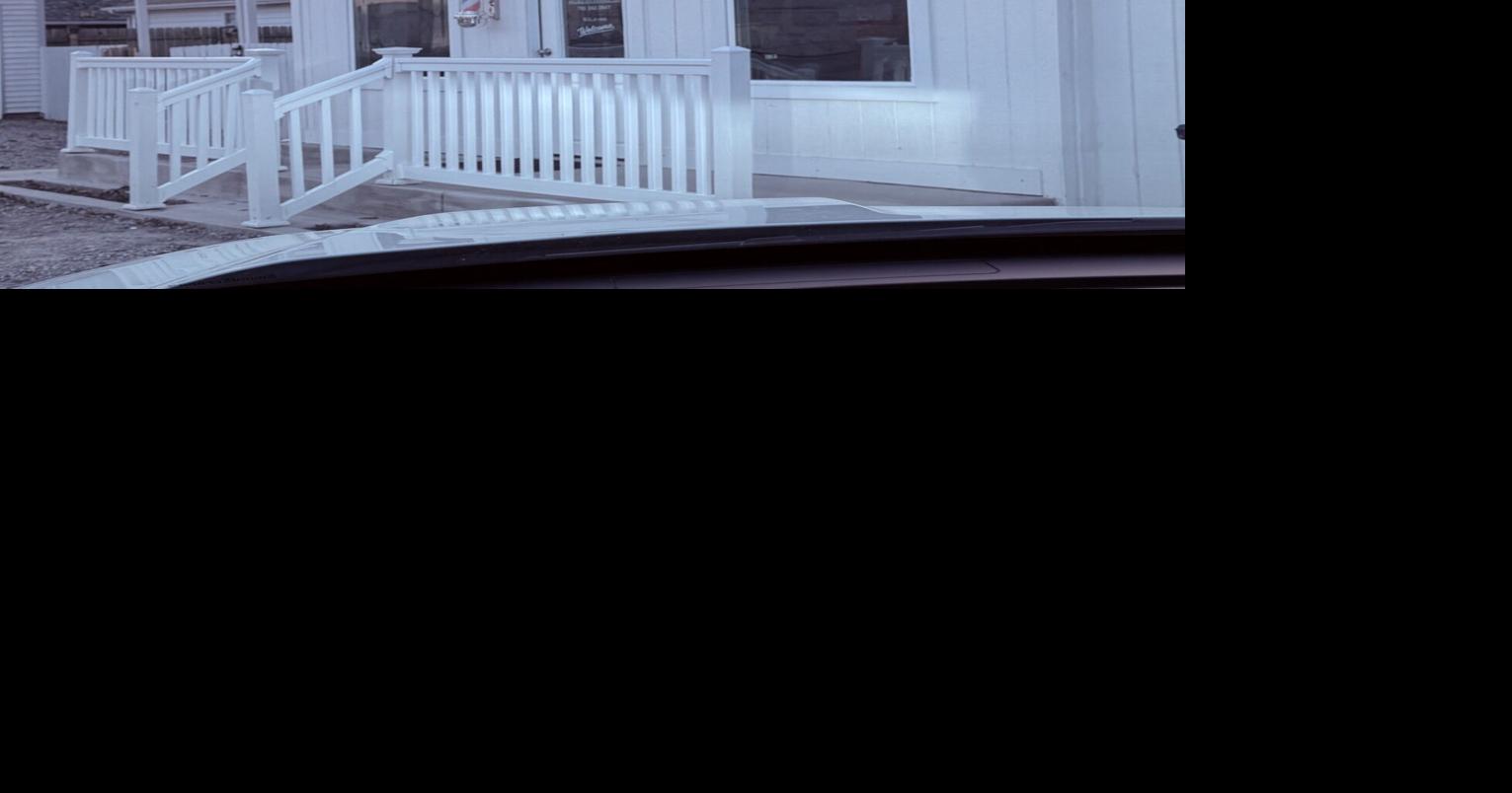 New barbershop, Signature Shop, opens on Frankfort’s east side