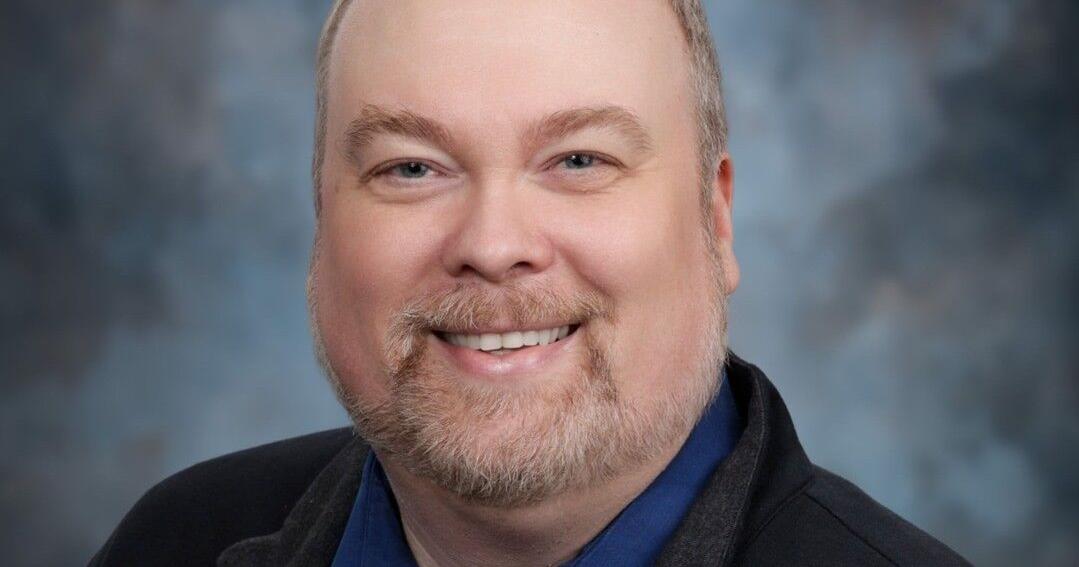 Rossville’s Jason Newhouser named Indiana speech, debate coach of the ...