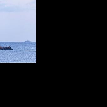 UK, France sign three-year deal to stop migrant crossings