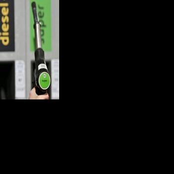 Oil tops $100 as fresh Iran attacks offset stockpiles release