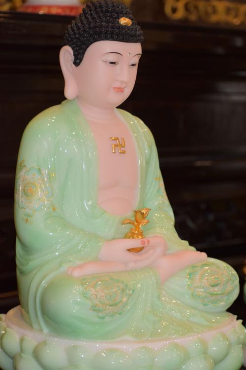 Swastika on statue