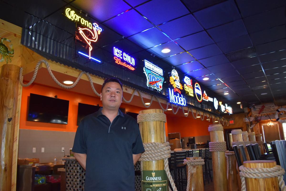 Storming Crab Opens In Former Bob Evans Fwbusiness Storming Crab Opens In Former Bob Evans