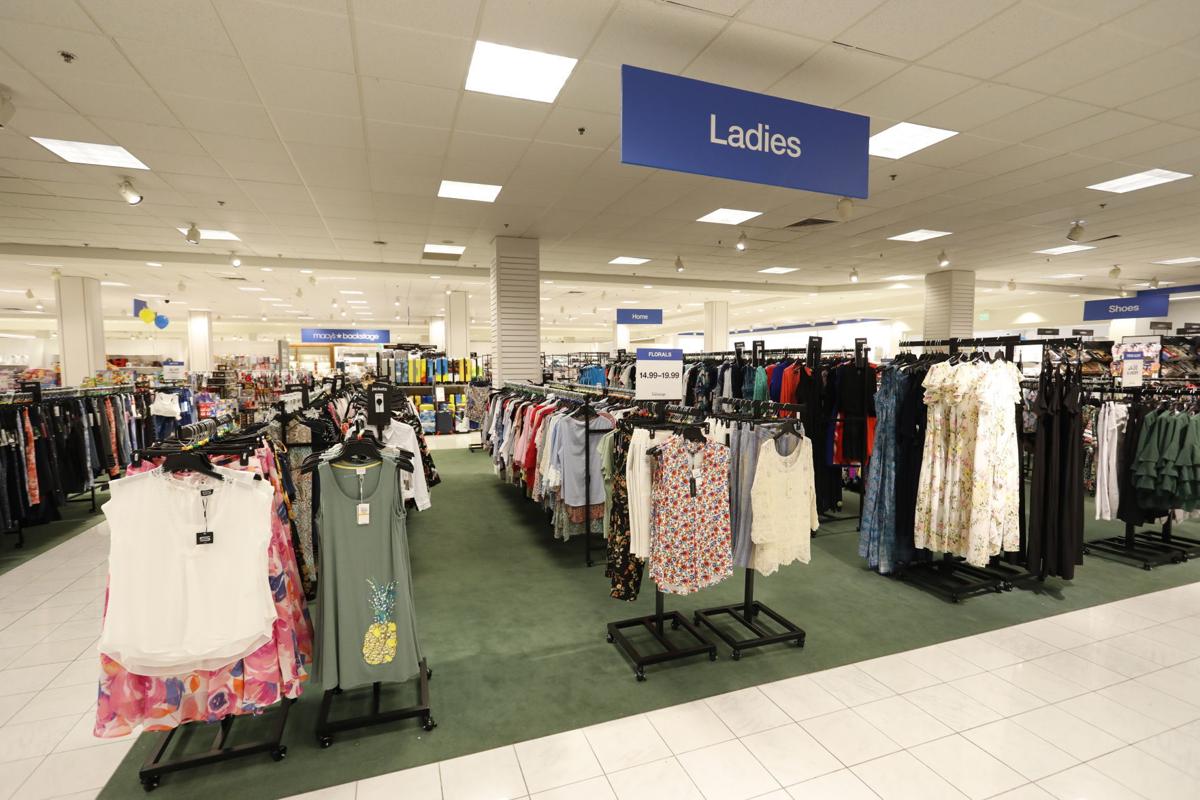 Retail Column Macy S Revamping Clothing Lines Kroger Division