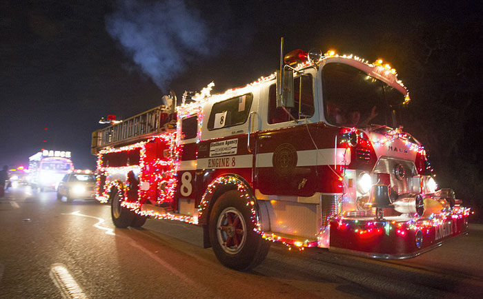 Hitchcock Christmas Parade | Local News | The Daily News