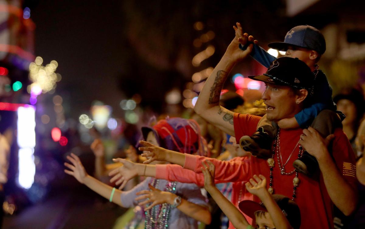 Mystic Krewe of Aquarius' Fat Tuesday Parade