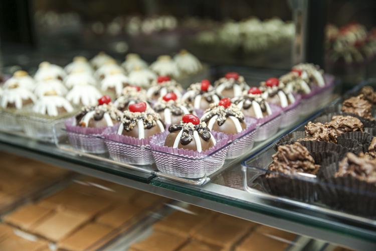 Biz Buzz Texas City movie theater prepares to roll out red carpet