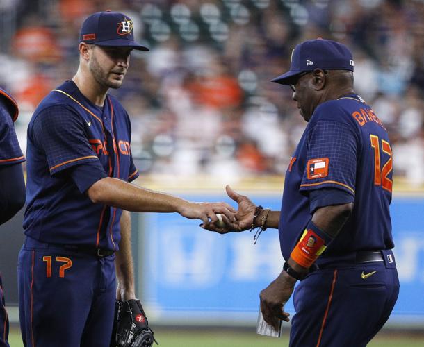 Peña delivers in 10th, Astros hold off slumping Angels 3-2 - The