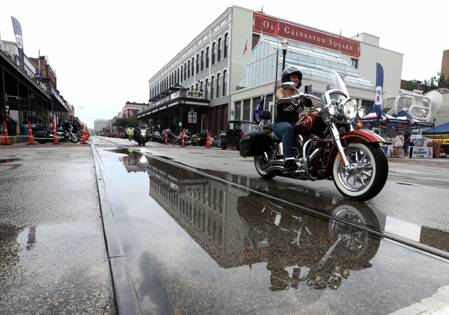 Photos Rain dampens start of Lone Star Rally Local News The Daily News