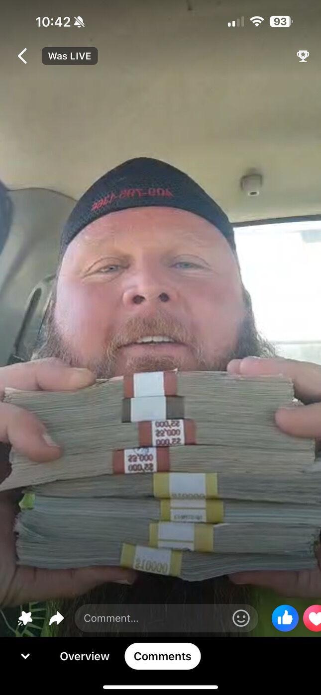 Cashflashing La Marque councilman should pay his back taxes