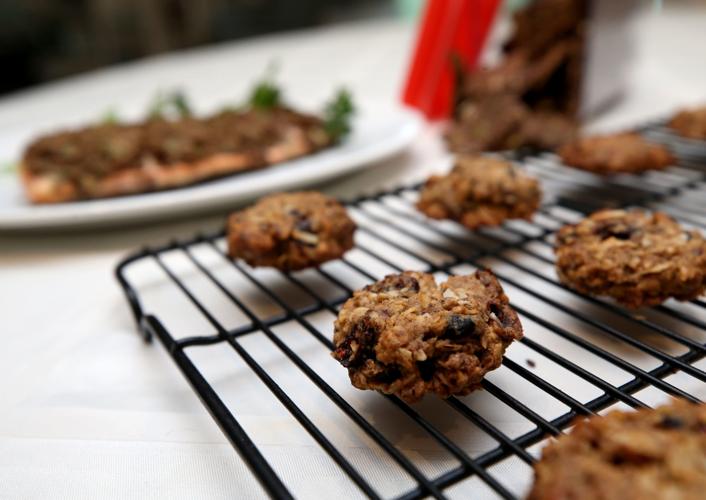 Flax seeds high in fiber, helps lower cholesterol Food The Daily News