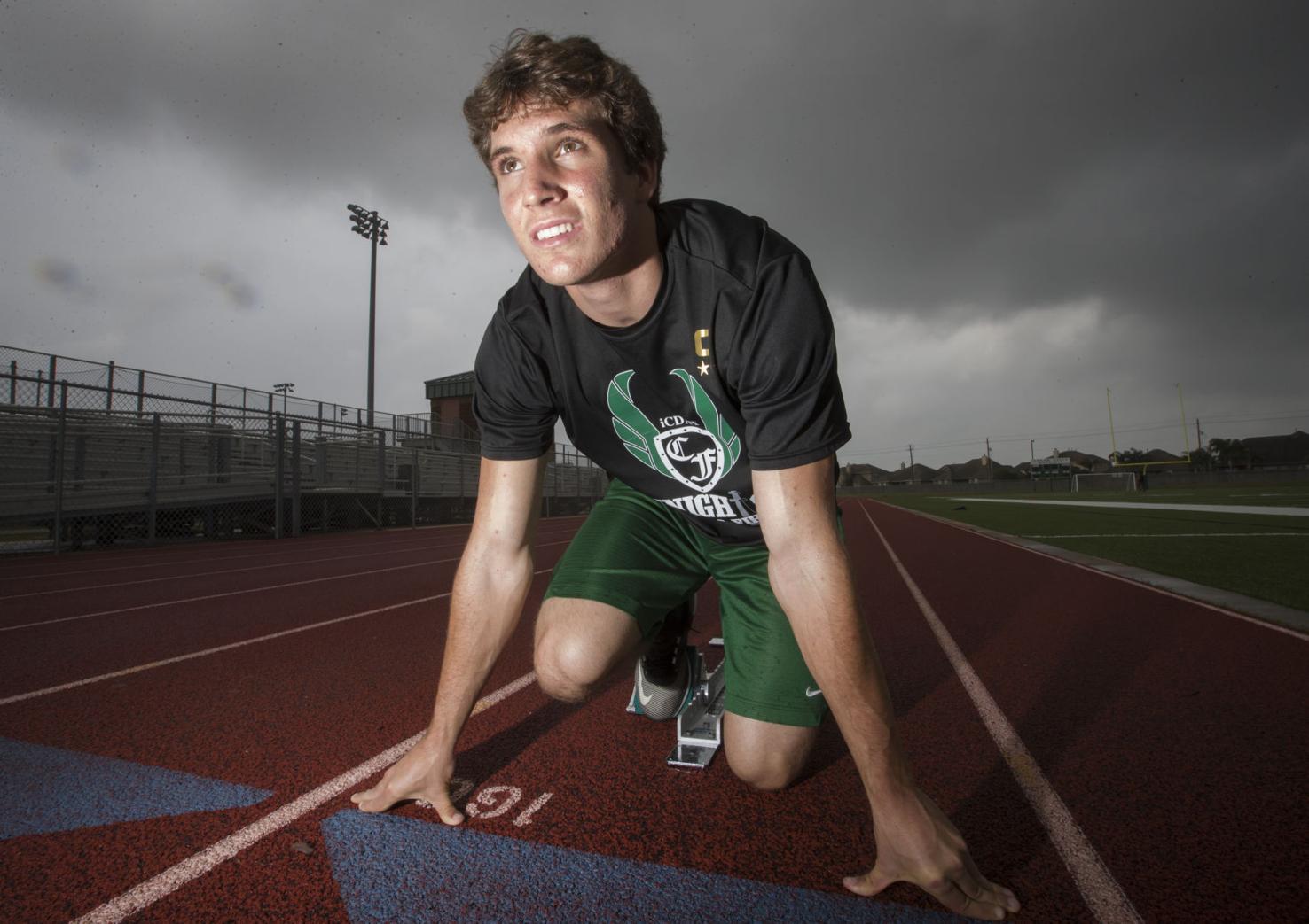 After late switch to sprinting, Clear Falls’ Rainey headed to state in