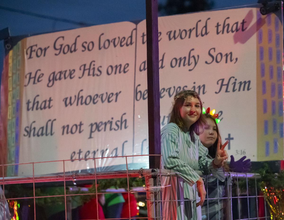 Santa Fe’s A Very 'Frosty' Christmas Parade