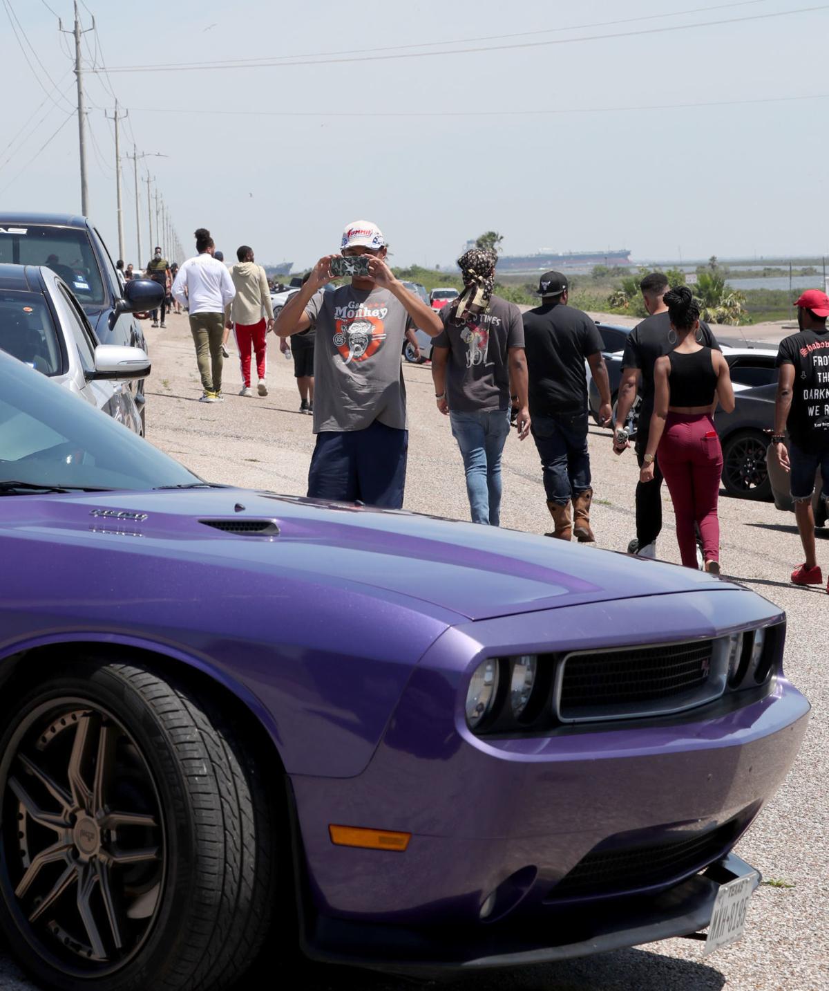 Muscle Cars Crowds Descend On Galveston Local News The Daily News