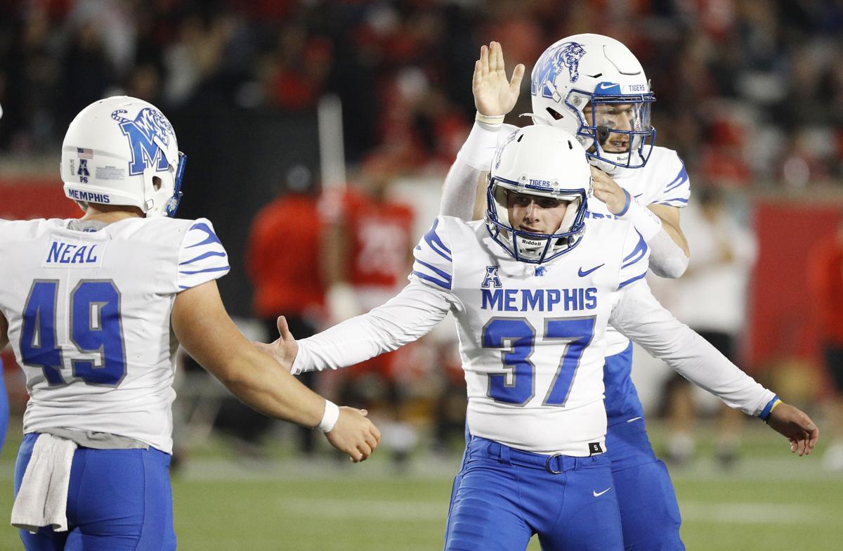 Houston Cougars vs. Memphis Tigers