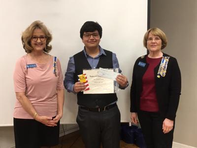 DAR presents Good Citizen Award to local student
