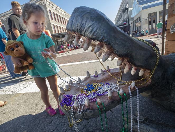 Galveston Island Shrimp Festival brings big crowds to downtown Local