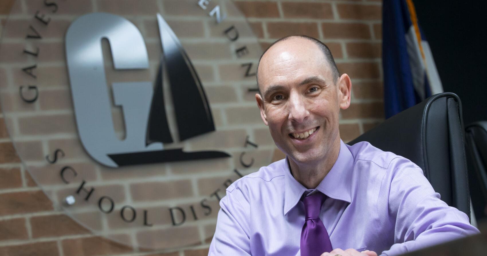 Galveston school board names Neighbors superintendent - Vimarsana News