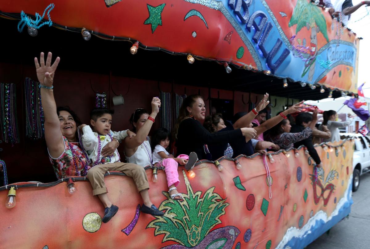 Shriners parade celebrates Galveston hospital's 50 years Local News
