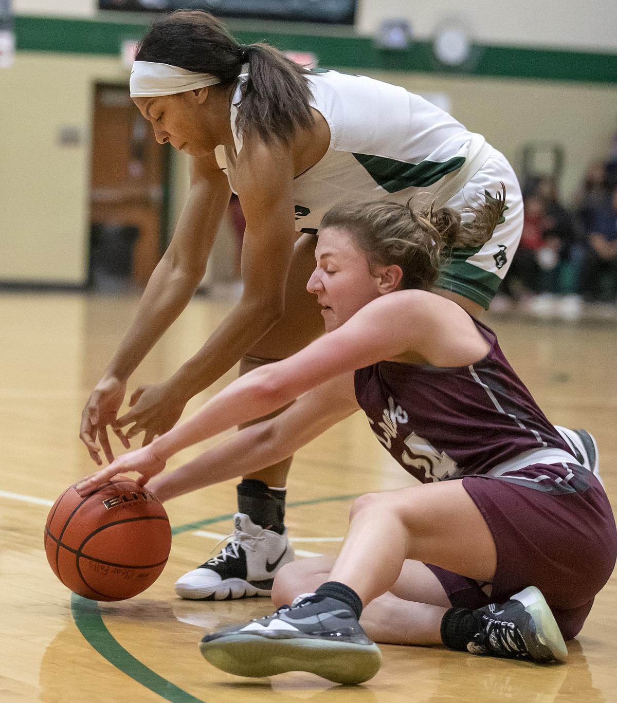 Clear Falls Withstands Tough Fight From Clear Creek For 24 6a Win