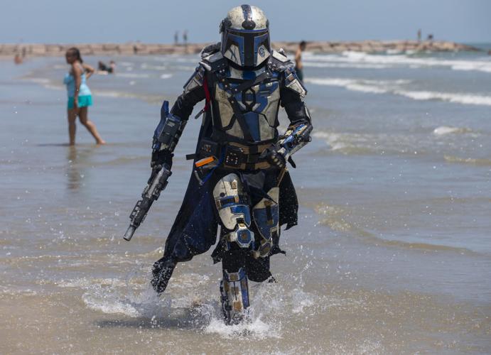 Game on in Galveston Local News The Daily News