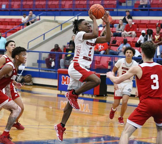 Hitchcock statebound after grinding out Region III3A title win over