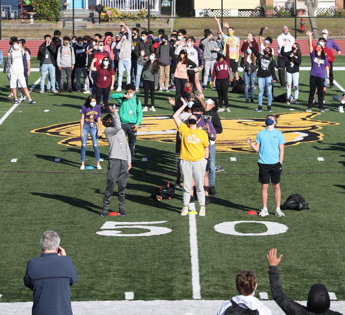 Ball High Athletes Make Video For Super Bowl Bound Alumnus Local Sports The Daily News Ball High Athletes Make Video For Super Bowl Bound Alumnus Local Sports The Daily News