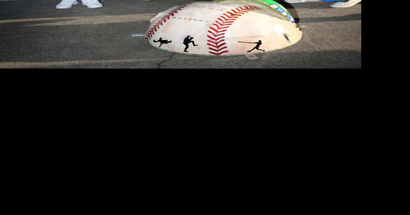Sea turtle sculpture honors youth baseball league | Local News | The ...