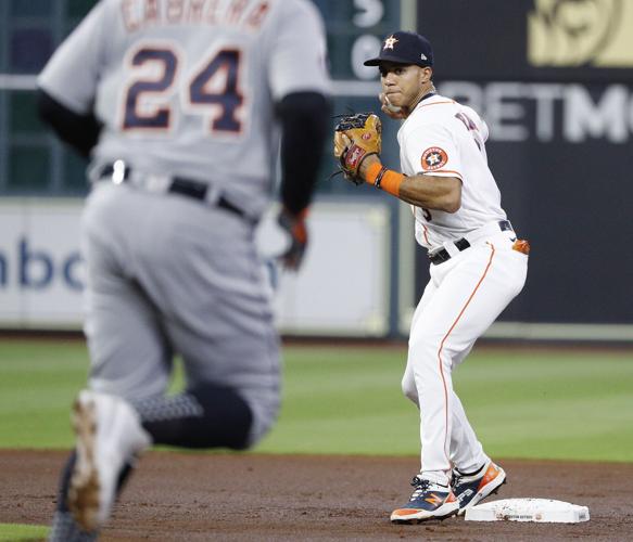 TUCKER WALKS IT OFF! King Tuck plays hero as Astros beat Tigers 3