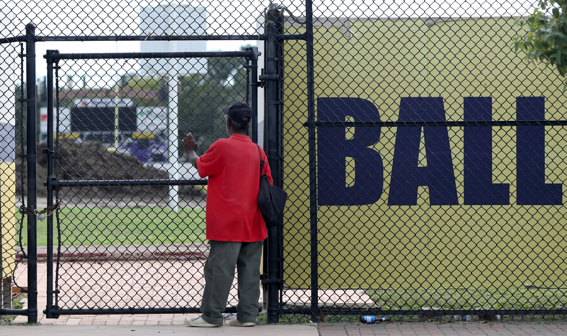 Galveston ISD will renovate not demolish Kermit Courville Stadium