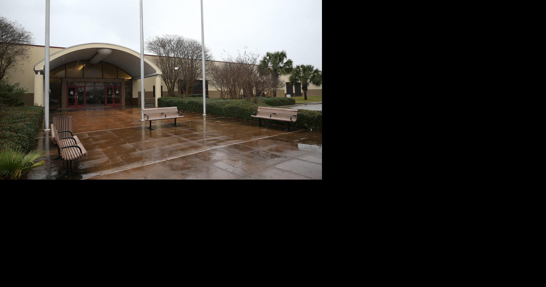 Galveston Housing Authority begins talks to raze Island Community