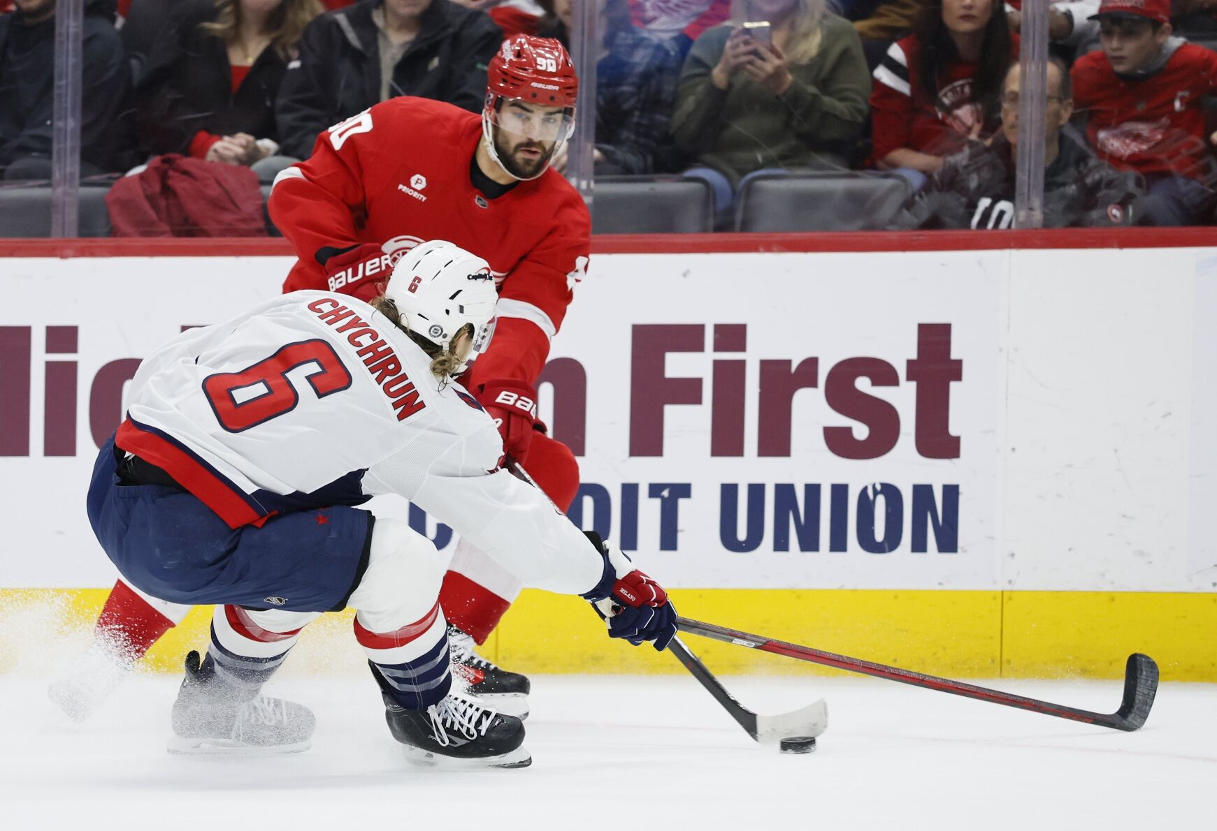 Kane Reaches 1,300 Points, Red Wings Halt Four-game Slide With 4-2 Win ...