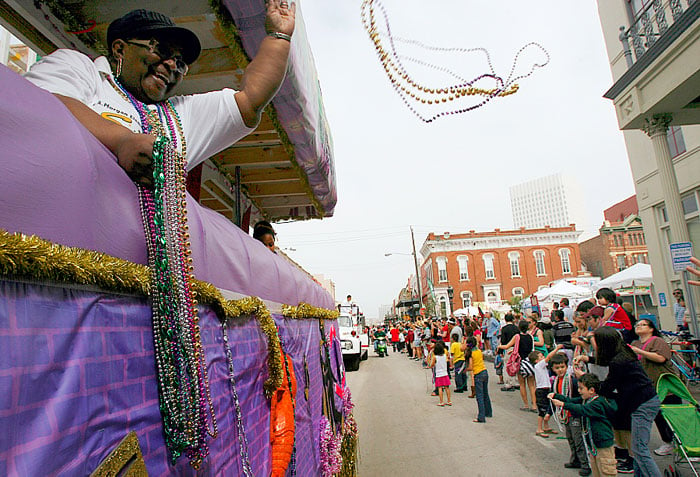 mardi gras mania shirt