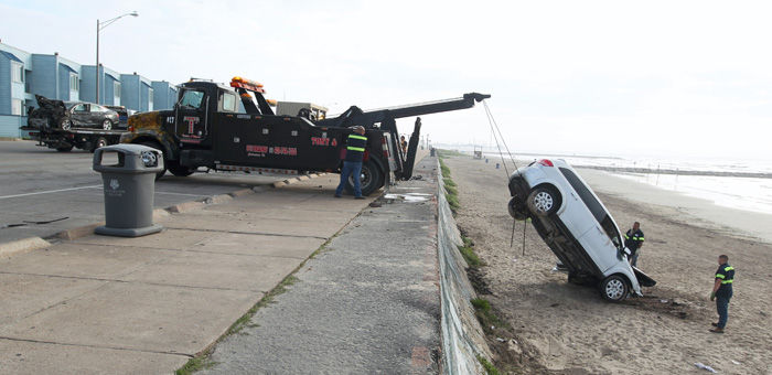 Galveston Woman Killed In Morning Seawall Crash Local News The Daily News 5501