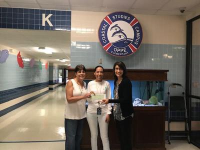 Delta Kappa Gamma Society gives back