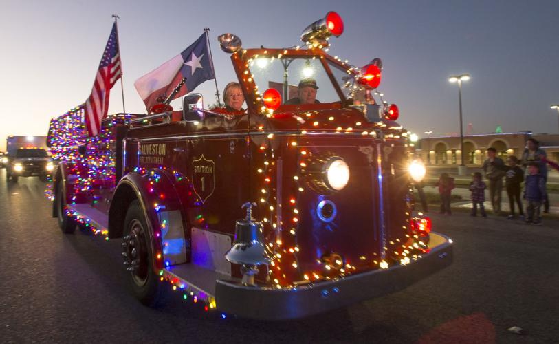 Bringing holiday cheer Texas City's annual Christmas parade Local