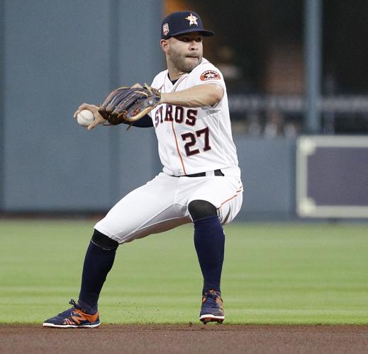 TUCKER WALKS IT OFF! King Tuck plays hero as Astros beat Tigers 3