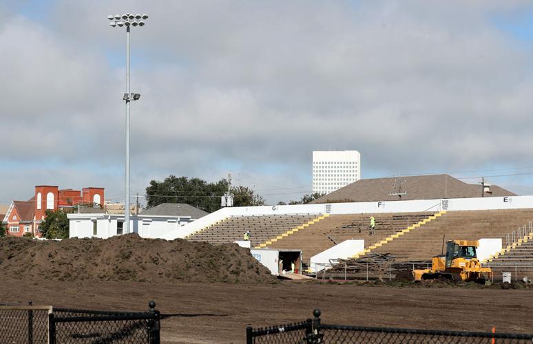 Galveston ISD will renovate, not demolish Kermit Courville Stadium