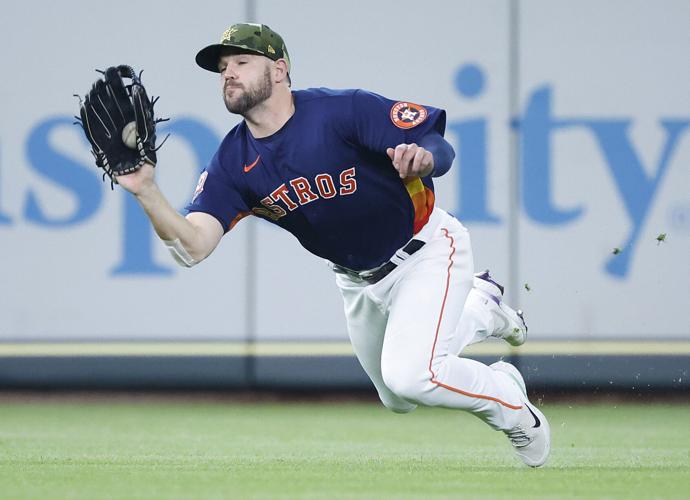 McCormick has 6 RBIs, Díaz hits RBI single in the ninth to give Astros 10-9  win over Rangers