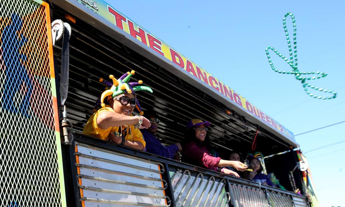 Krewe d’Esprit Rosaire Parade