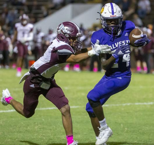 In Focus Ball High vs Baytown Lee High School Football In Focus