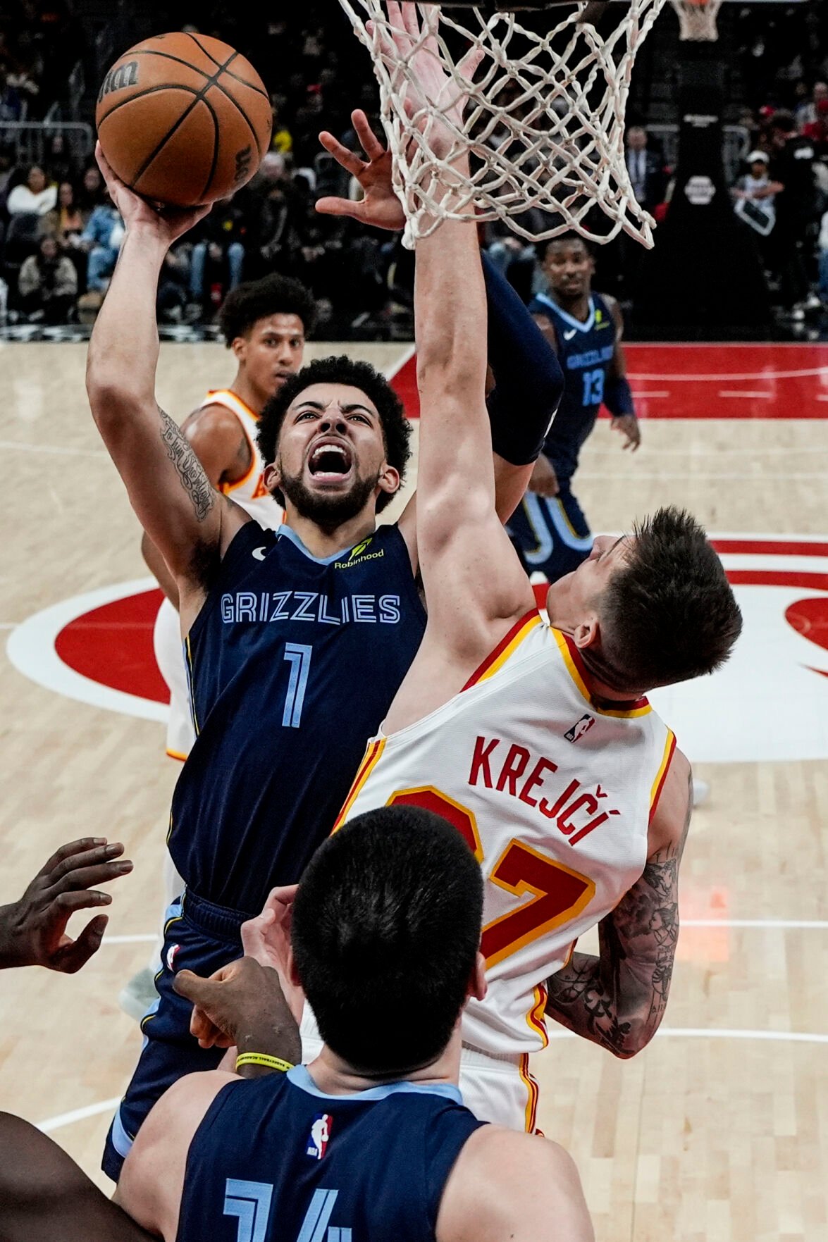 Bane And Pippen Combine For 45 Points, Grizzlies Cruise Past Hawks 128 ...