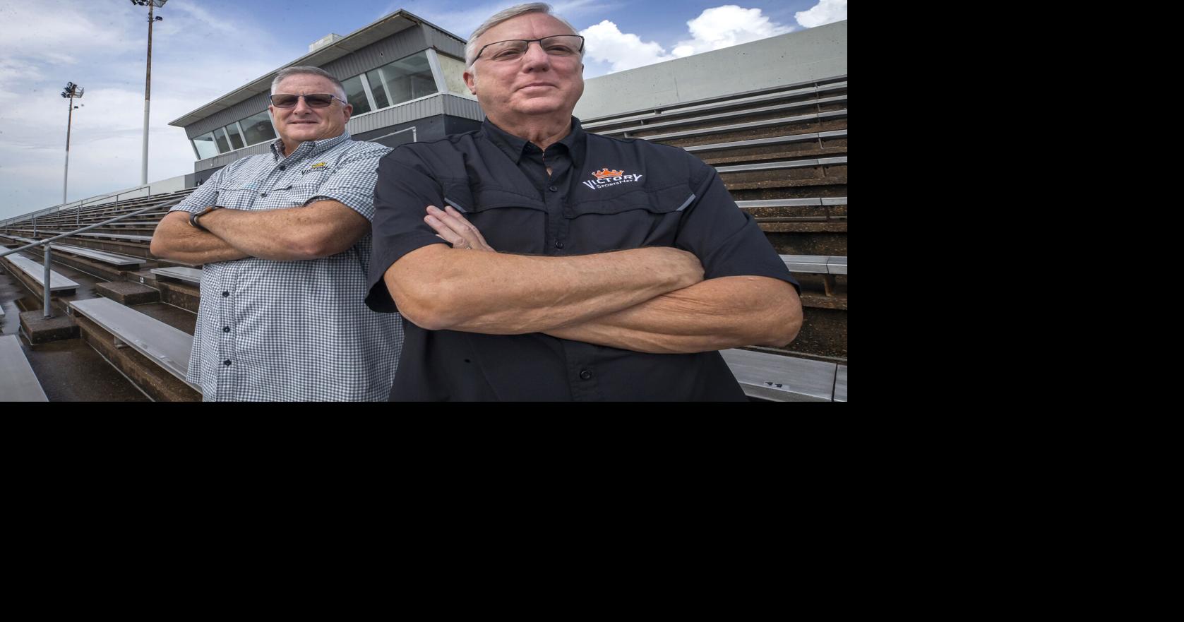 After 30 years, Texas City sports broadcasters signing off