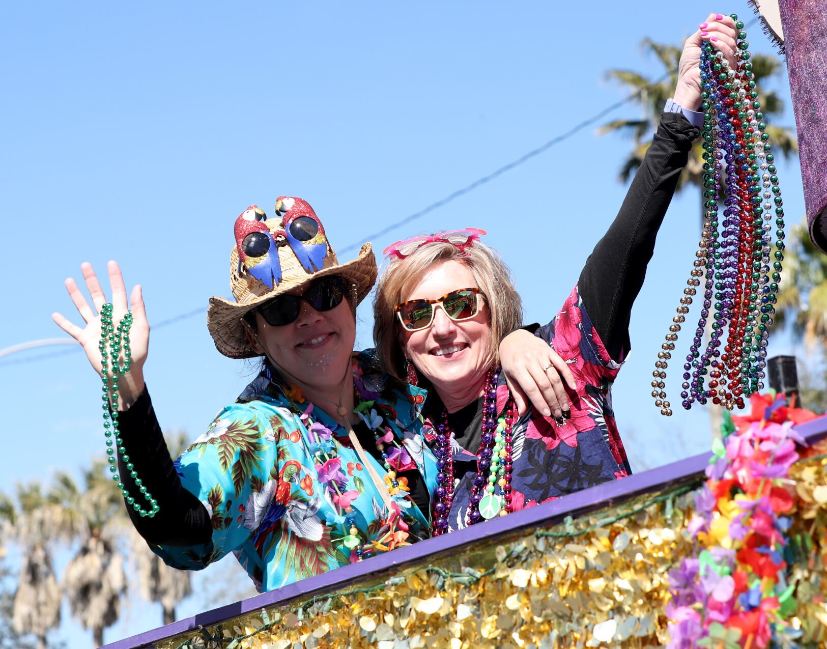 First Weekend Of Galveston's Mardi Gras In Full Swing | Local News ...