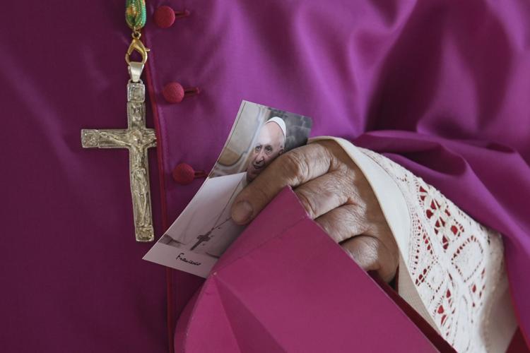 AP PHOTOS Body of Pope Francis arrives at St. Peter’s Basilica
