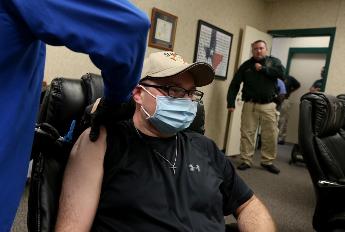 Galveston jail, once an outbreak site, begins vaccinations Local News