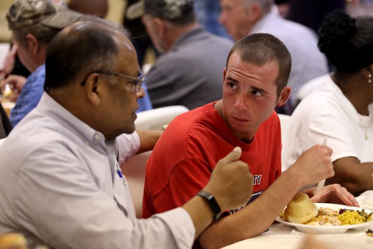Mission Galveston feeds hundreds with annual Thanksgiving lunch Local