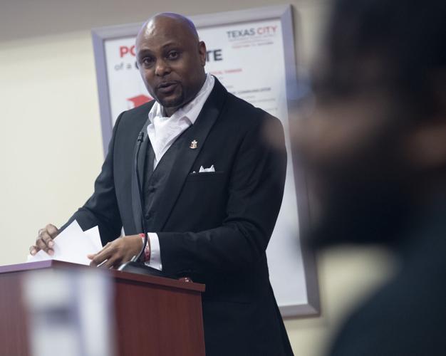 Eight La Marque band members receive 2.6 M in scholarship money